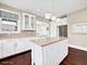 50 W Kennedy Unit 308, Hinsdale, IL 60521