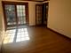 512 W Barry Unit 201, Chicago, IL 60657