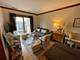 512 W Barry Unit 309, Chicago, IL 60657
