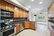 2556 Camberley Unit 2-813, Westchester, IL 60154