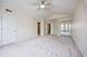 2556 Camberley Unit 2-813, Westchester, IL 60154