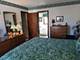 2203 Country Knoll, Elgin, IL 60123