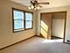 8914 Mason Hill, Woodstock, IL 60098
