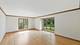 812 St Stephens Grn, Oak Brook, IL 60523