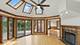 812 St Stephens Grn, Oak Brook, IL 60523