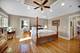 934 Robertson, South Elgin, IL 60177