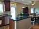 11 Beaconsfield, Lincolnshire, IL 60069