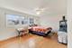 712 Dante, Schaumburg, IL 60193