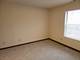 109 White Oak Unit 10, Schaumburg, IL 60195