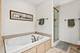 156 N Oak Park Unit 2H, Oak Park, IL 60301