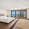 2441 Woodbridge, Highland Park, IL 60035