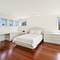 2441 Woodbridge, Highland Park, IL 60035