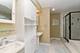 2910 N Commonwealth Unit 8, Chicago, IL 60657