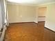 521 Colonial, Algonquin, IL 60102