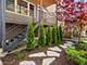 1447 W Oakdale, Chicago, IL 60657
