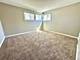 1152 Hiawatha, Elgin, IL 60120
