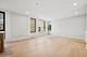 222 S Oakley Unit 1W, Chicago, IL 60612