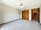 7120 N Milwaukee Unit 305, Niles, IL 60714