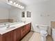 135 S York Unit 214, Elmhurst, IL 60126
