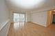 900 Perrie Unit 104, Elk Grove Village, IL 60007