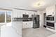6 Fox Hunt, Hawthorn Woods, IL 60047