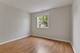 27 N Victoria Unit G, Streamwood, IL 60107