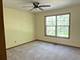 8 Oxford, Algonquin, IL 60102