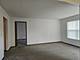 301 Village Creek Unit 1A, Lake In The Hills, IL 60156