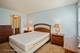 241 Green Knoll Unit 241, Streamwood, IL 60107