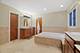 325 Williams, Roselle, IL 60172