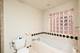 811 W Superior Unit 3, Chicago, IL 60642