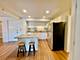 600 W Russell Unit 305, Barrington, IL 60010