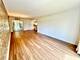 600 W Russell Unit 305, Barrington, IL 60010
