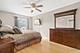 1671 Williamsburg Unit B, Wheaton, IL 60189