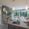 847 Chicago Unit 302, Evanston, IL 60202