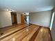 122 Tay River, Carpentersville, IL 60110