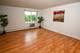 5011 Valley Unit 405, Streamwood, IL 60107