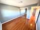 608 Cobblestone Unit E, Glenview, IL 60025