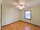 704 Springfield, Roselle, IL 60172
