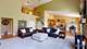 532 Nunda, Crystal Lake, IL 60012