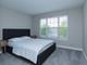 879 Oak Ridge, Elgin, IL 60120