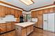2716 Royal Kings, St. Charles, IL 60174