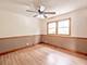 930 W Bryn Mawr, Roselle, IL 60172
