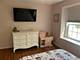 7 Ivy, South Elgin, IL 60177