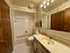 8100 W Foster Unit 504, Niles, IL 60714