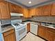 829 Pondview Unit 829, Schaumburg, IL 60194