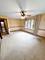 942 W Villa, Des Plaines, IL 60016