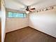 942 W Villa, Des Plaines, IL 60016