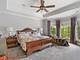 34 Abbey Woods, Barrington, IL 60010