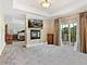 34 Abbey Woods, Barrington, IL 60010
